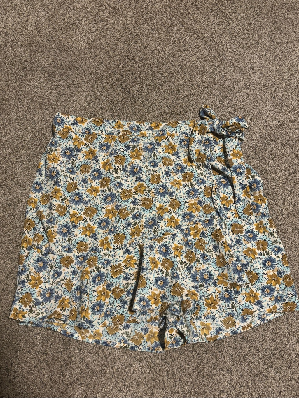 Tie-Waist Floral Skort In Blue & Mustard